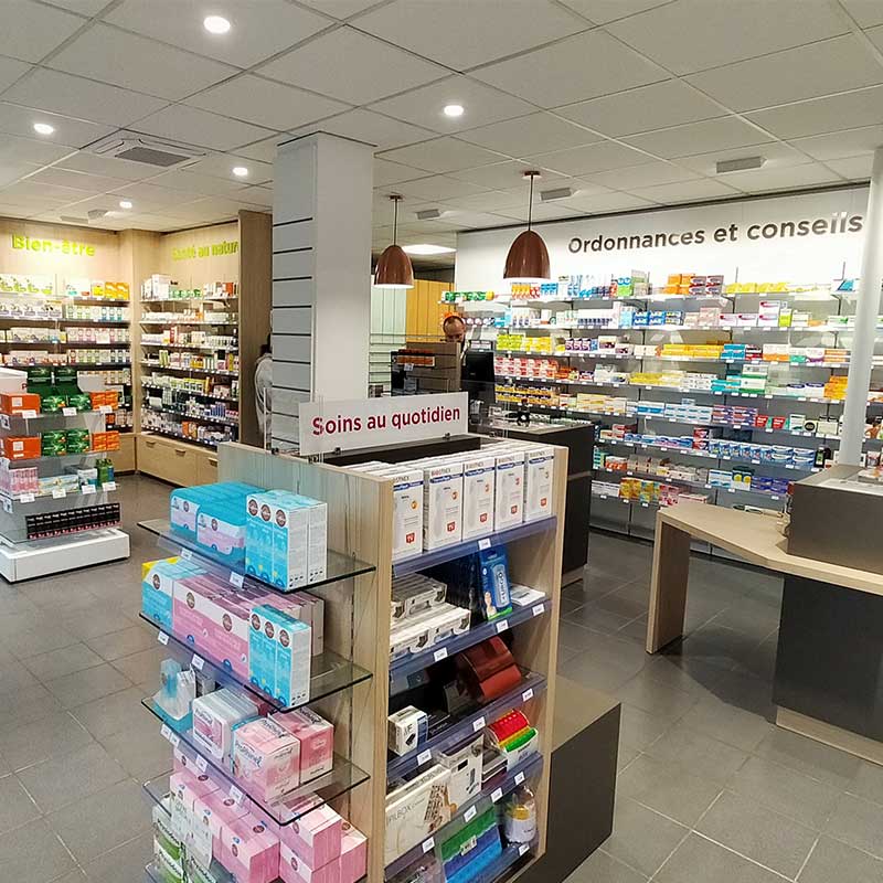 Pharmacie-Grand-Place-interieur-(2)